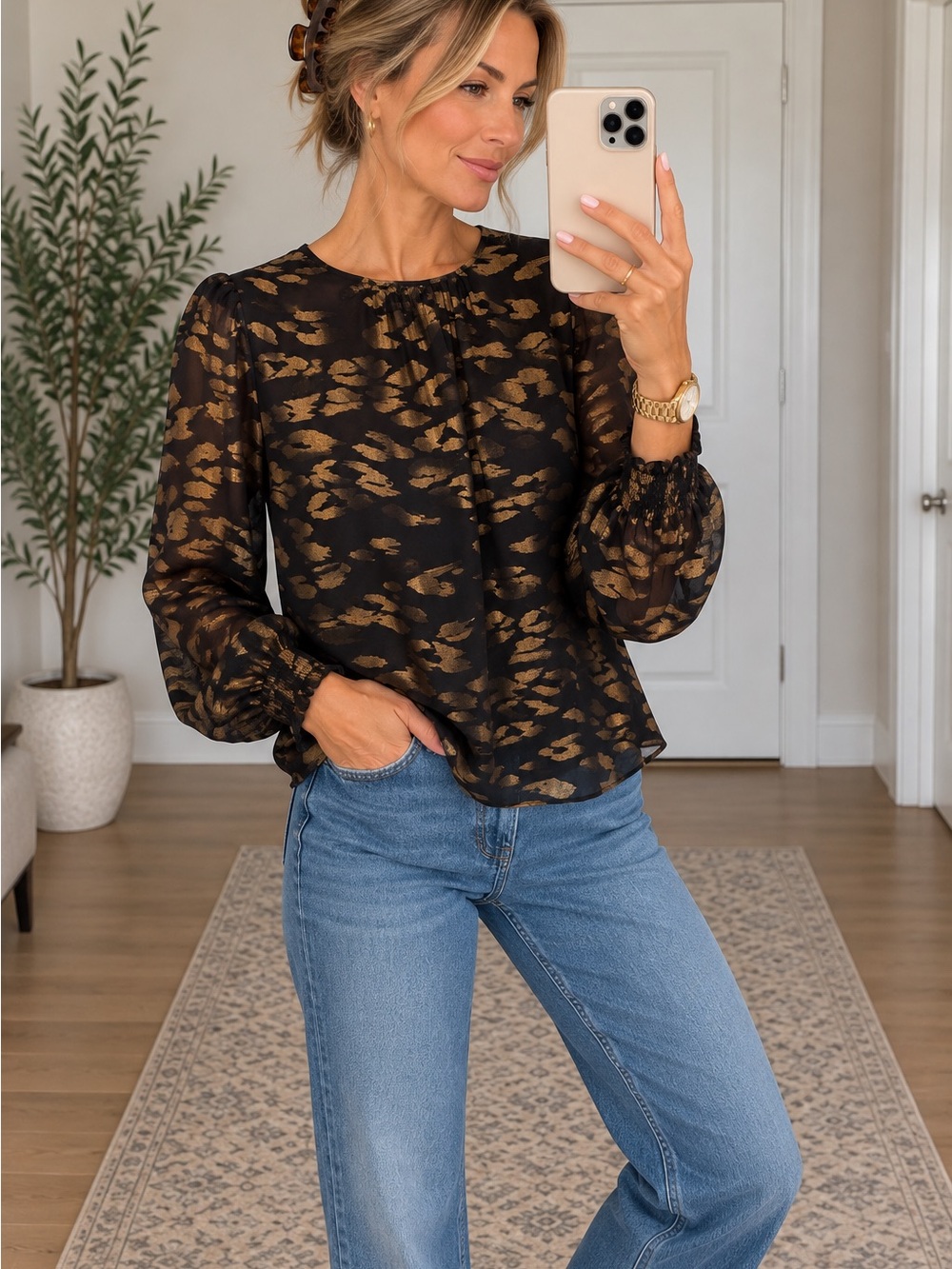 EVEREVE Black & Gold Metallic Print Blouse – Size Small